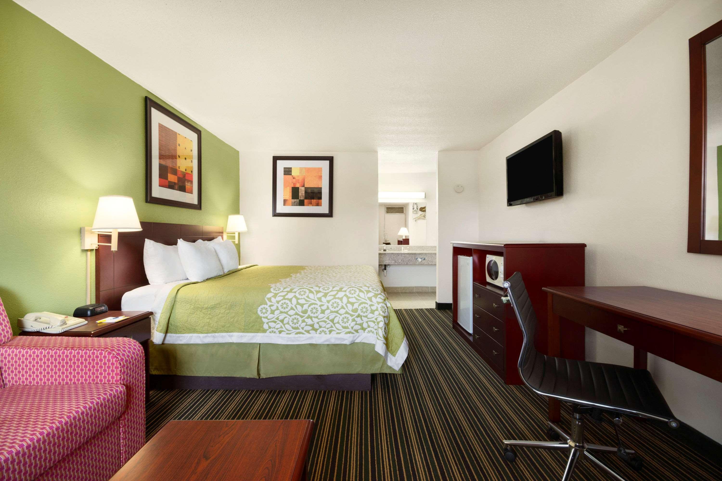 Days Inn By Wyndham Shelby Exterior foto