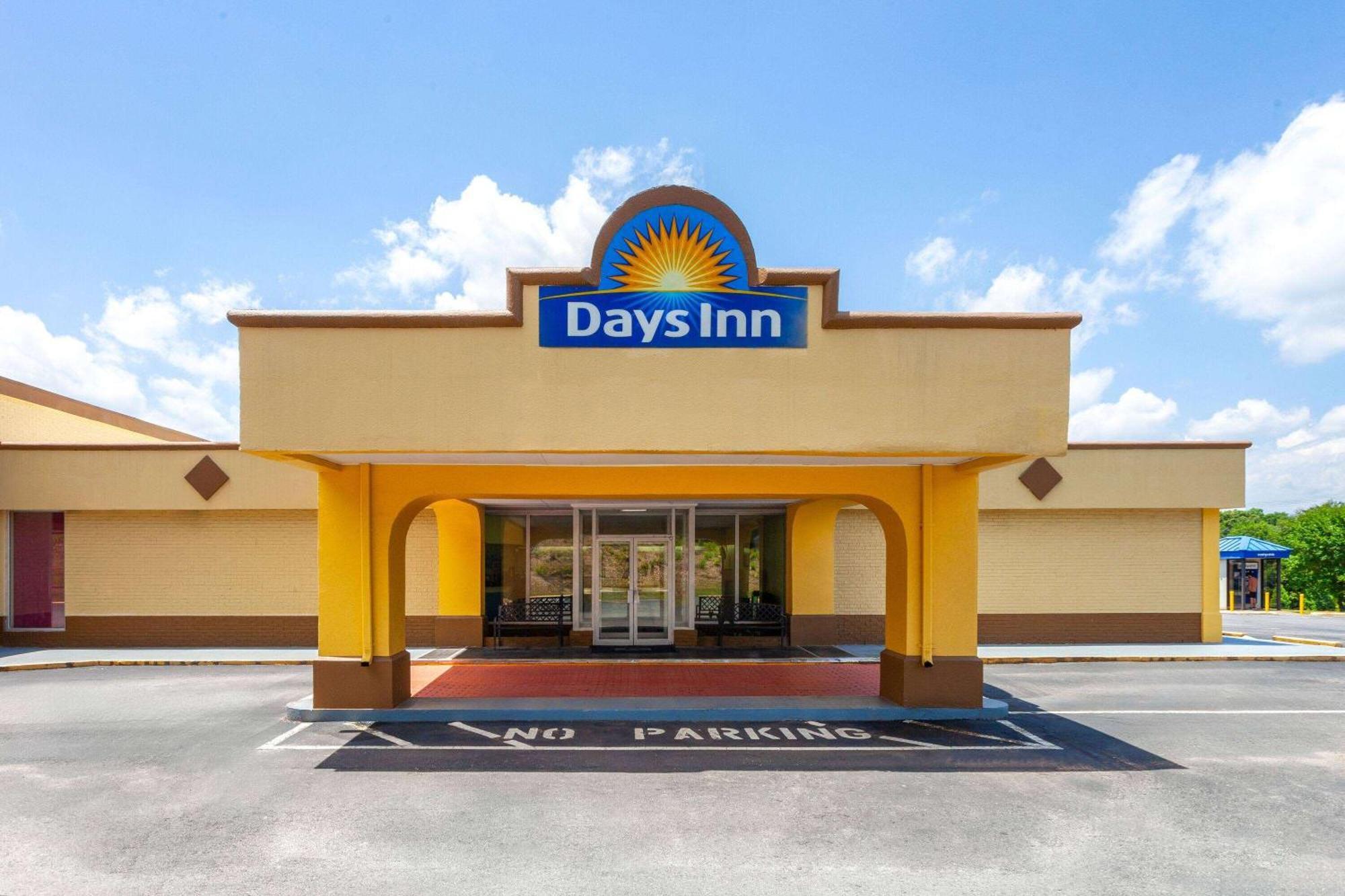 Days Inn By Wyndham Shelby Exterior foto